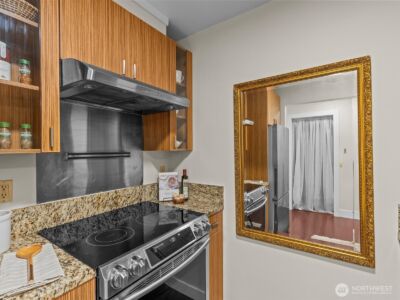 711 E Denny Way #104, Seattle, WA 98122 - Photo 10