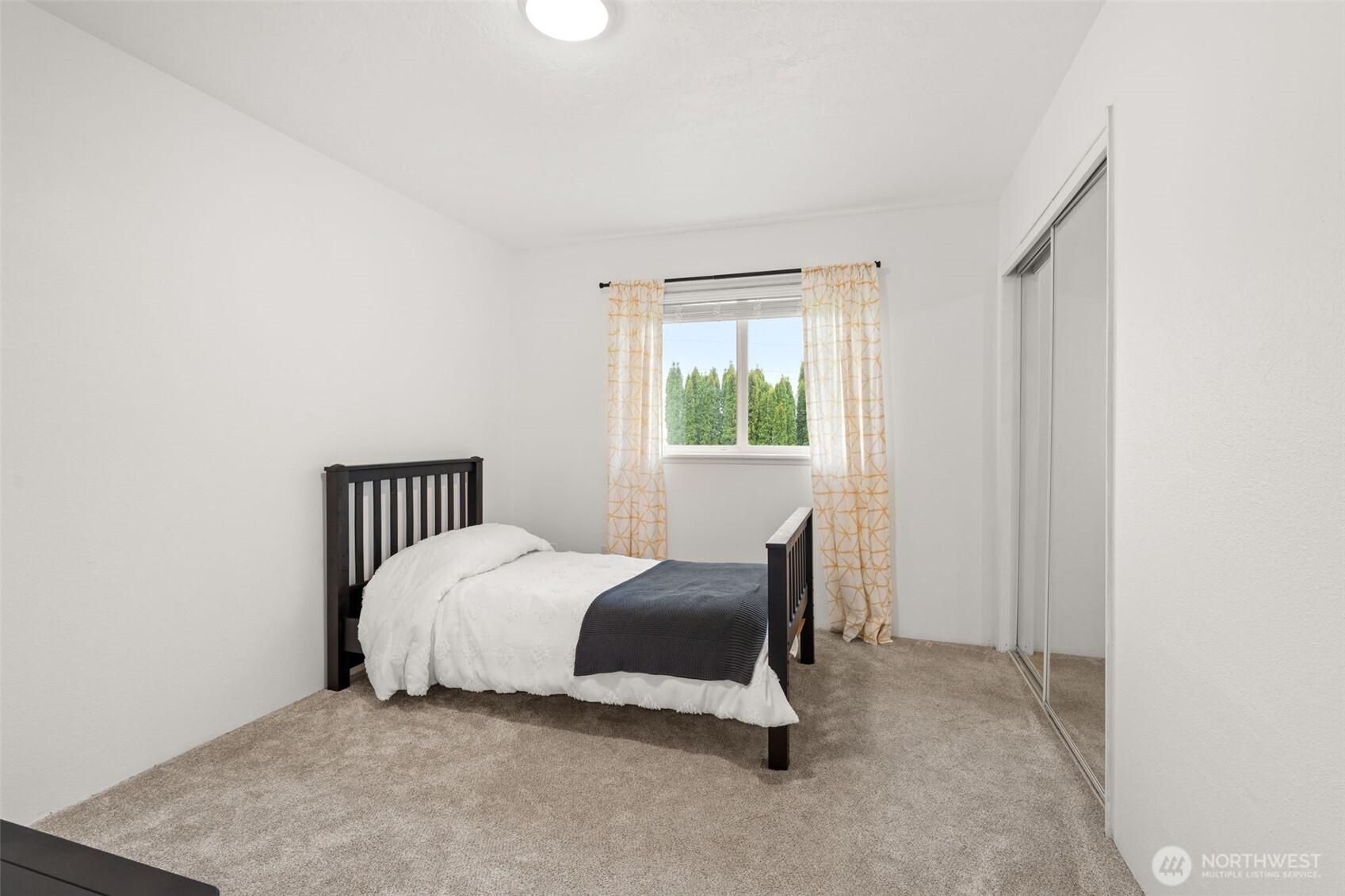 1346 W Third Street , South Bend, WA 98586