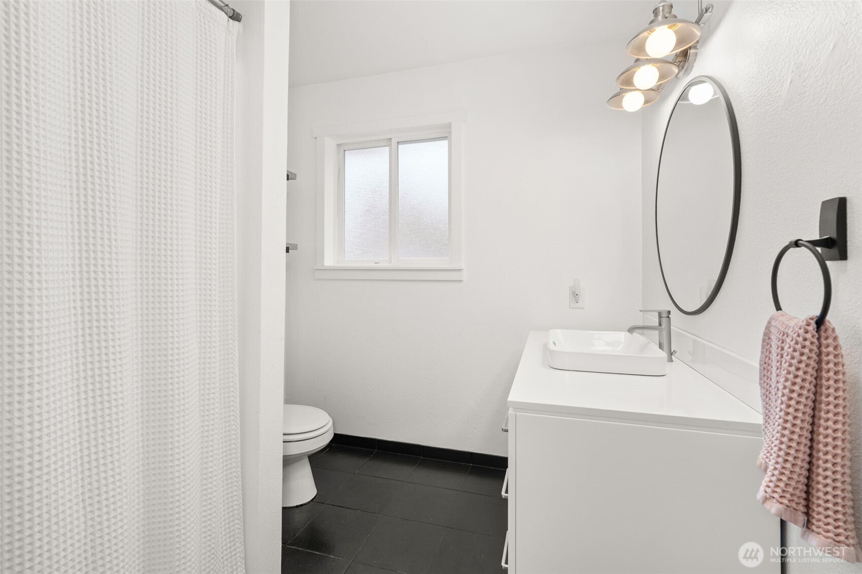 1346 W Third Street , South Bend, WA 98586