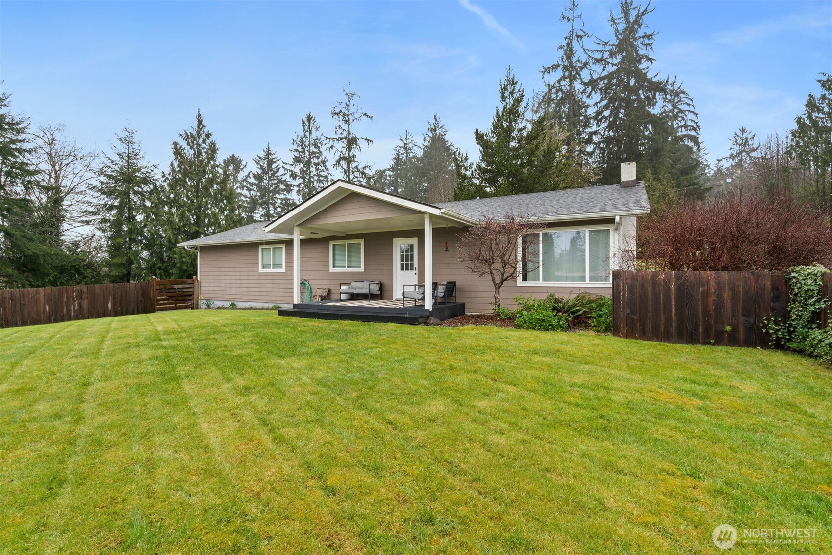 1346 W Third Street , South Bend, WA 98586