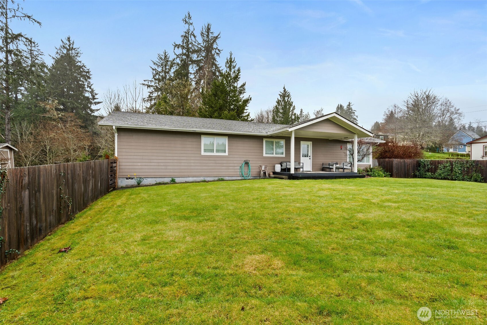 1346 W Third Street , South Bend, WA 98586