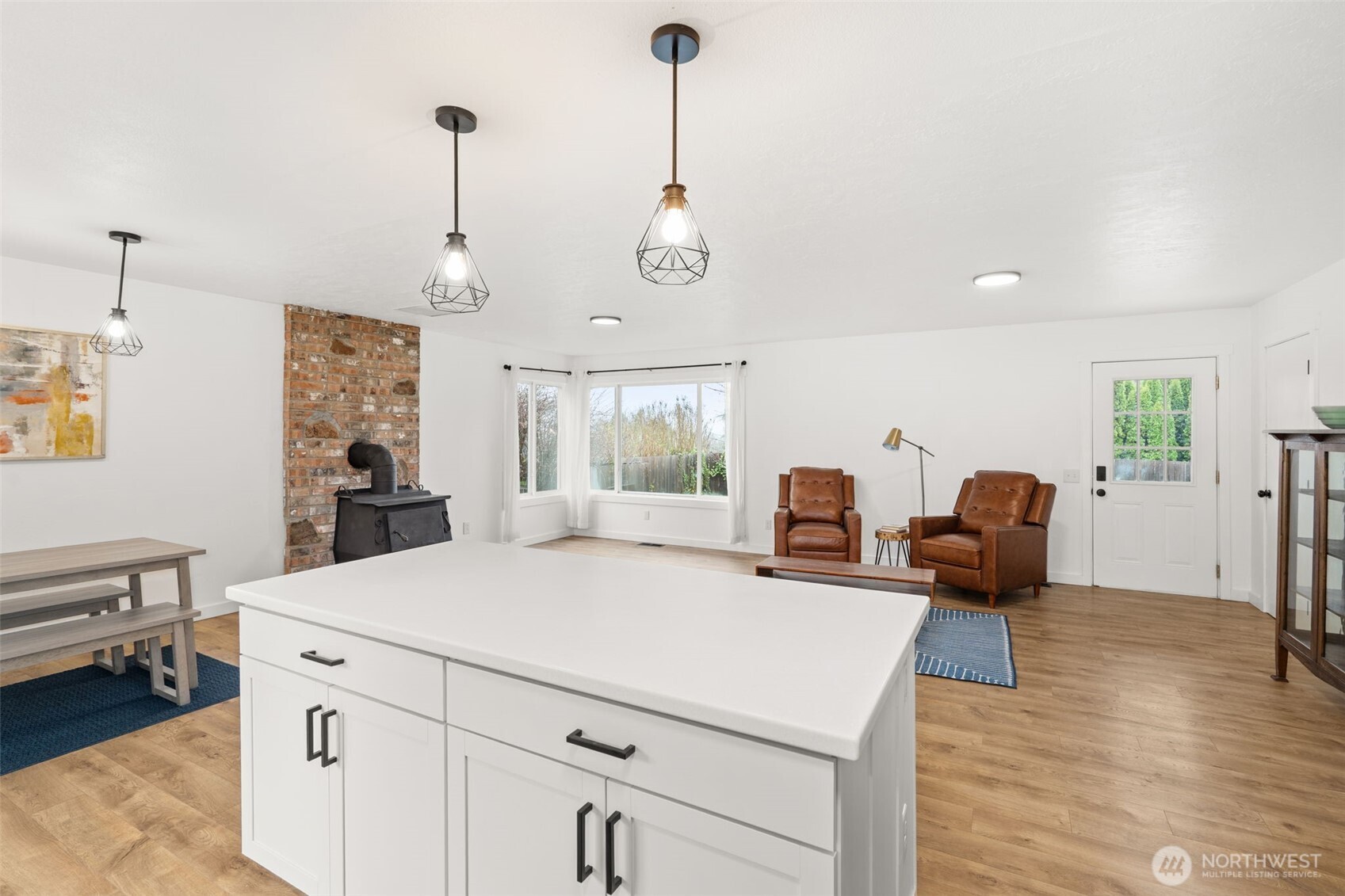 1346 W Third Street , South Bend, WA 98586