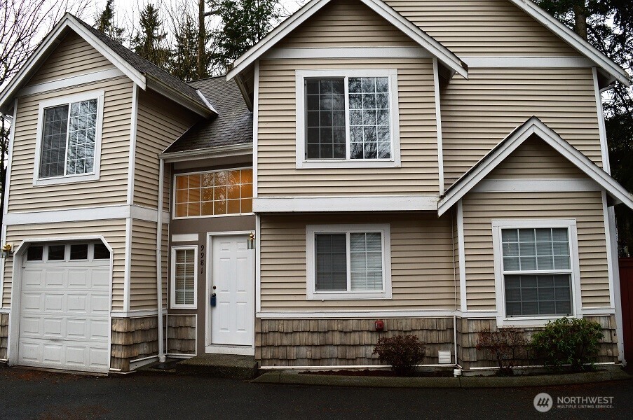 9981 Avondale Road NE, Redmond, WA 98052-1111