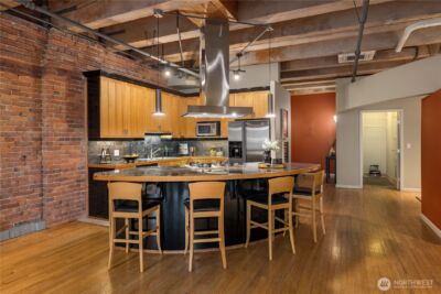 210 3rd Avenue S #2C, Seattle, WA 98104 - Photo 6