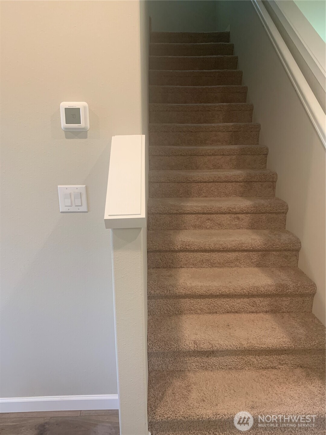601 Deusen Lane N, Enumclaw, WA 98022
