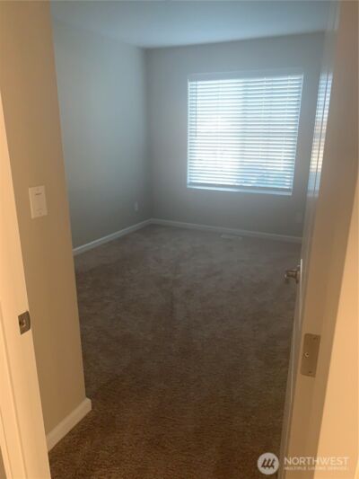 601 Deusen Lane N, Enumclaw, WA 98022 - Photo 14