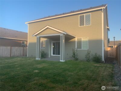 601 Deusen Lane N, Enumclaw, WA 98022 - Photo 2