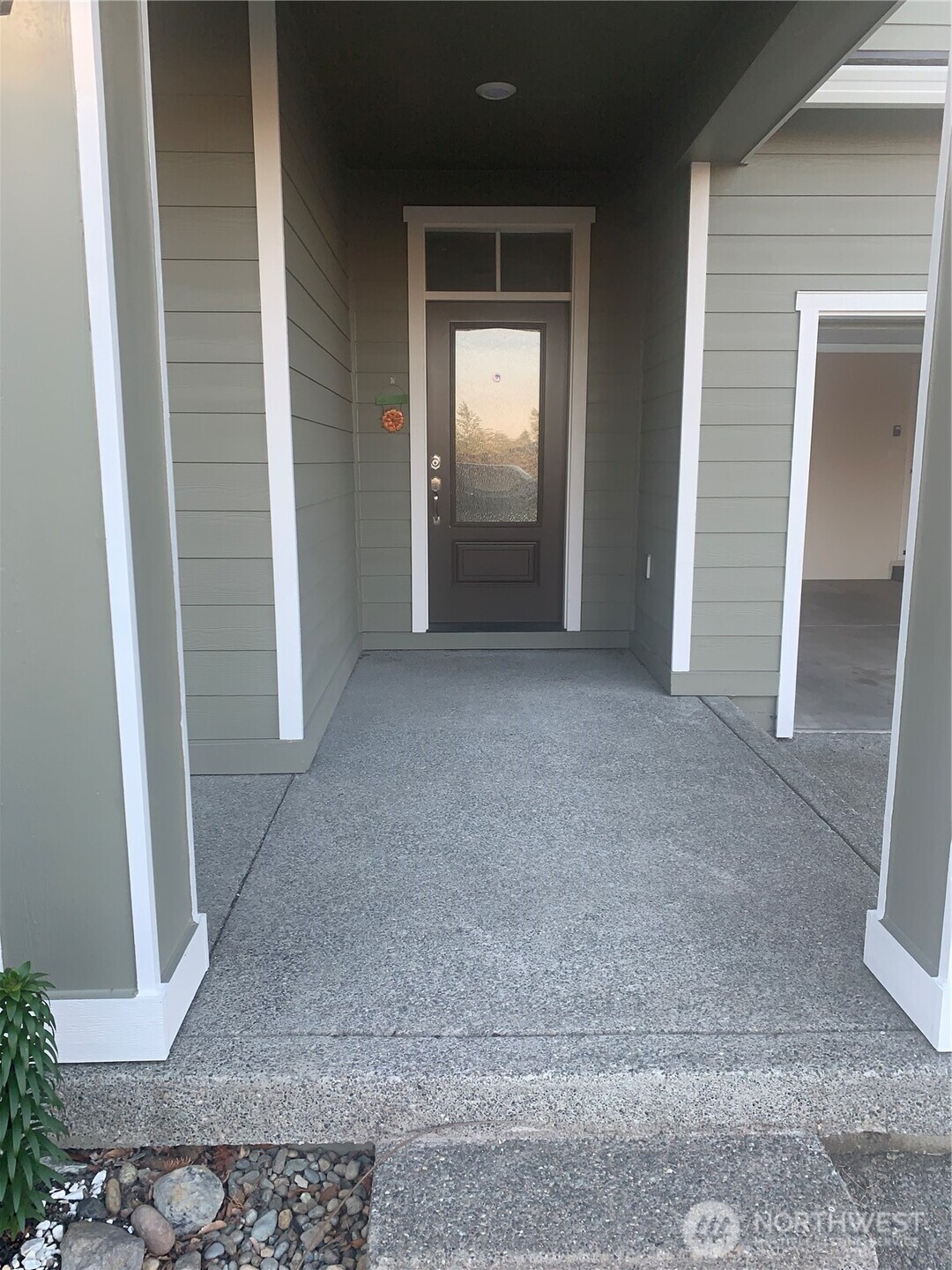 601 Deusen Lane N, Enumclaw, WA 98022