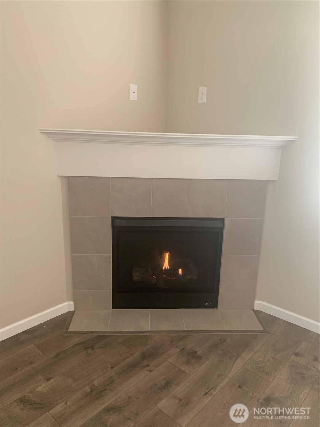 601 Deusen Lane N, Enumclaw, WA 98022
