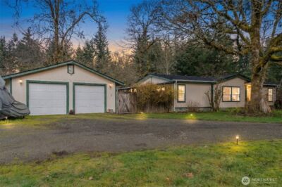 8040 Riffe Lane SW, Rochester, WA 98579
