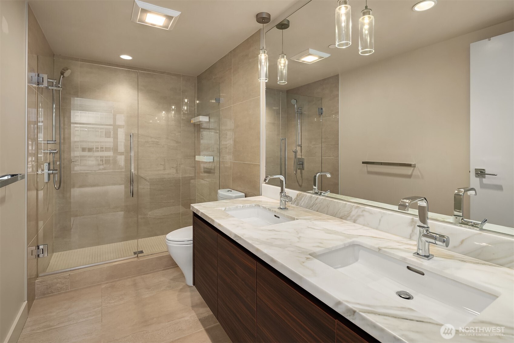 583 Battery Street #1202N, Seattle, WA 98121