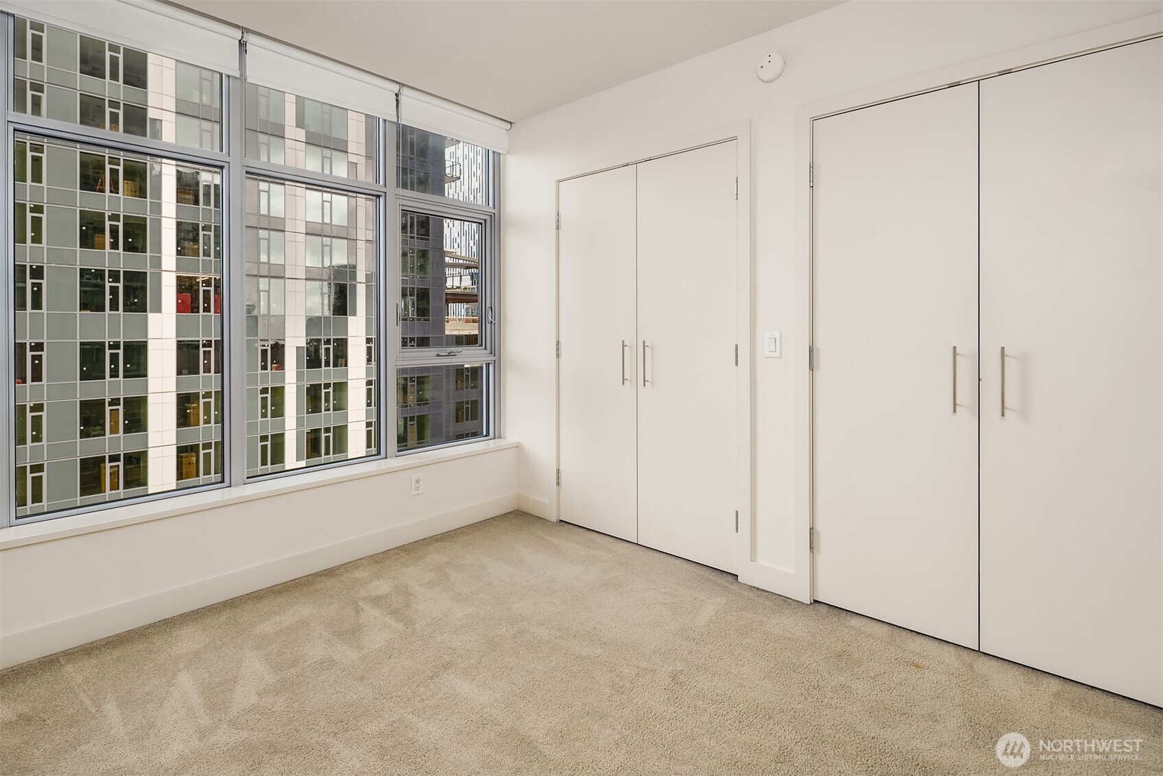 583 Battery Street #1202N, Seattle, WA 98121