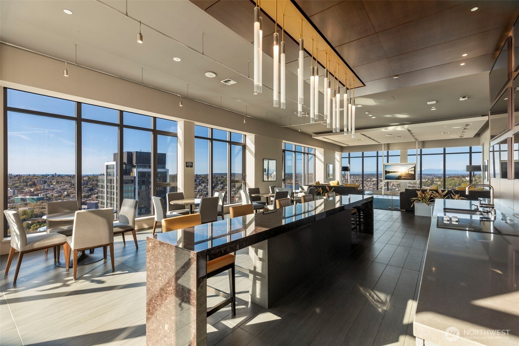 583 Battery Street #1202N, Seattle, WA 98121