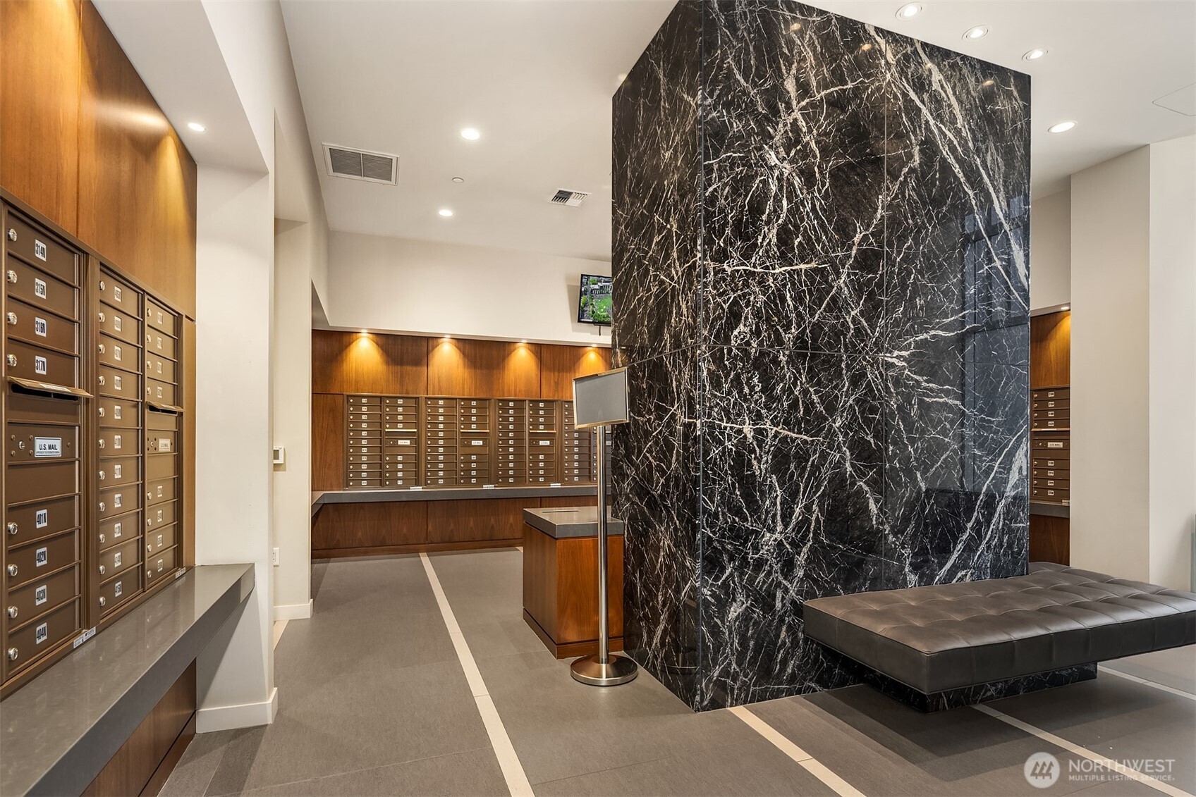 583 Battery Street #1202N, Seattle, WA 98121