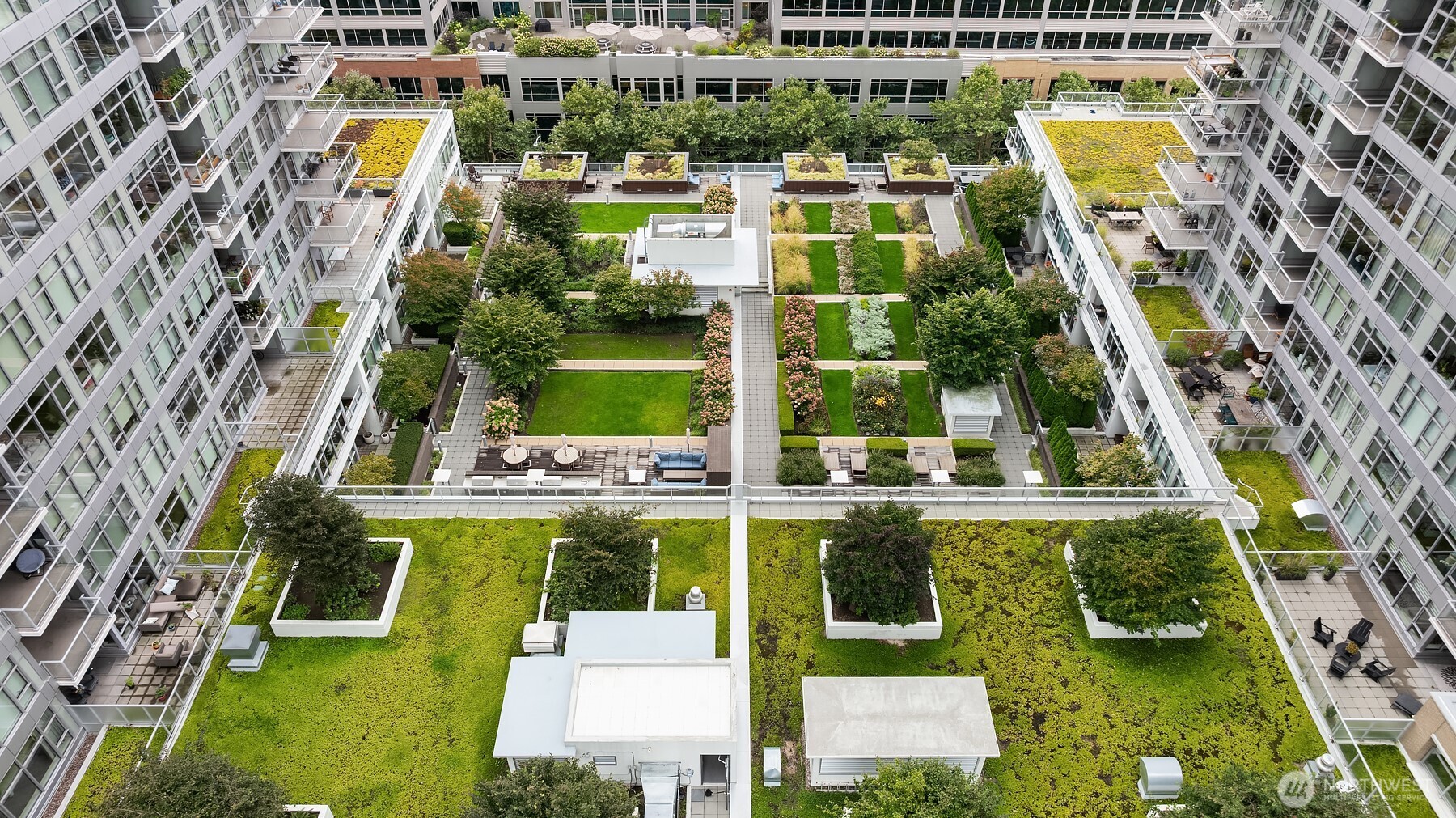 583 Battery Street #1202N, Seattle, WA 98121