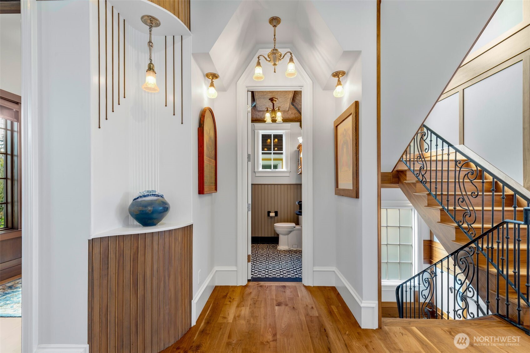 3723 41st Avenue SW, Seattle, WA 98116