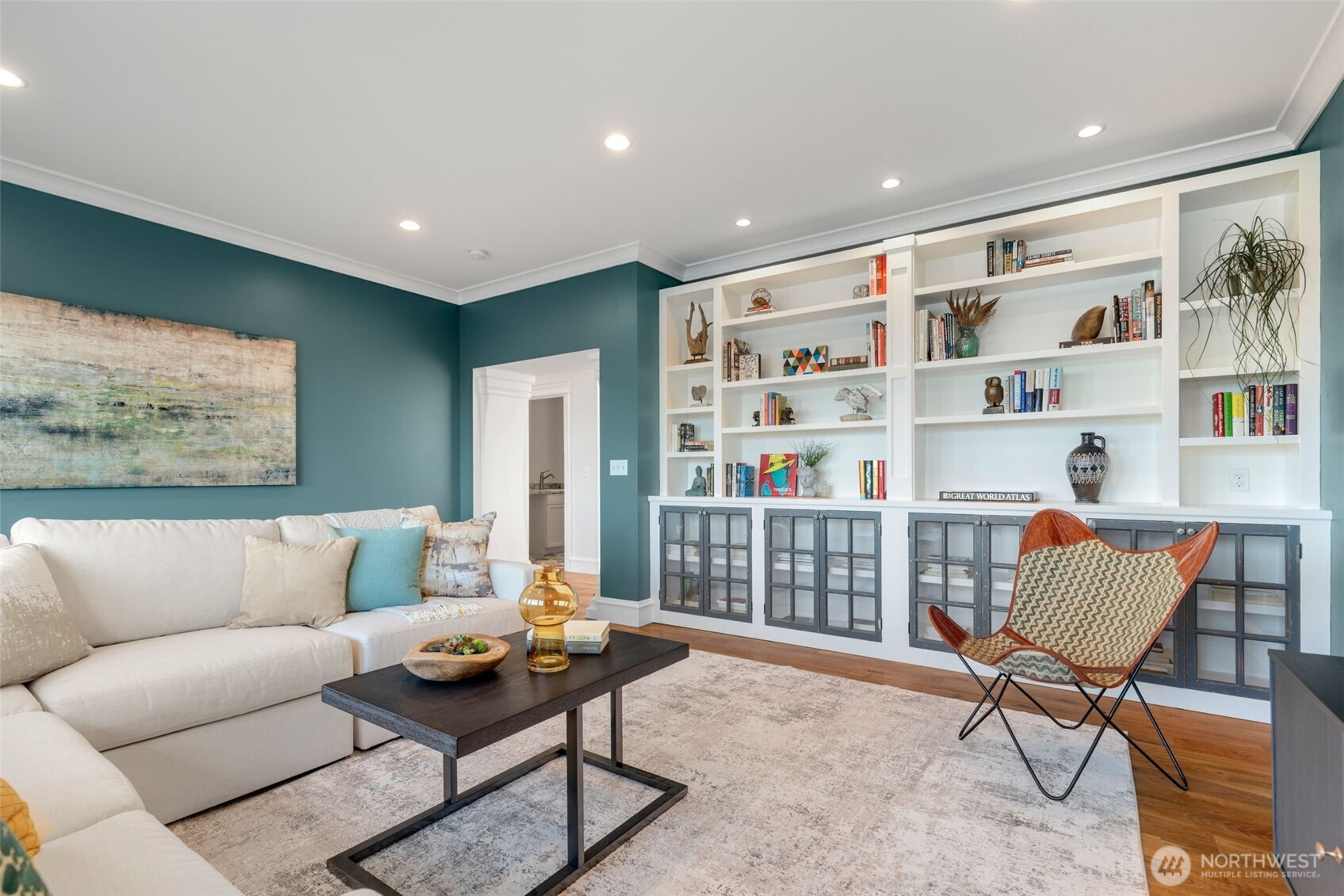 3723 41st Avenue SW, Seattle, WA 98116