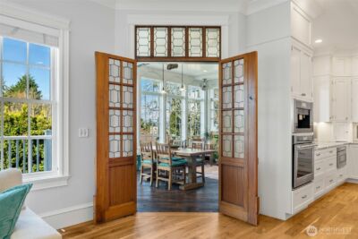 3723 41st Avenue SW, Seattle, WA 98116 - Photo 4