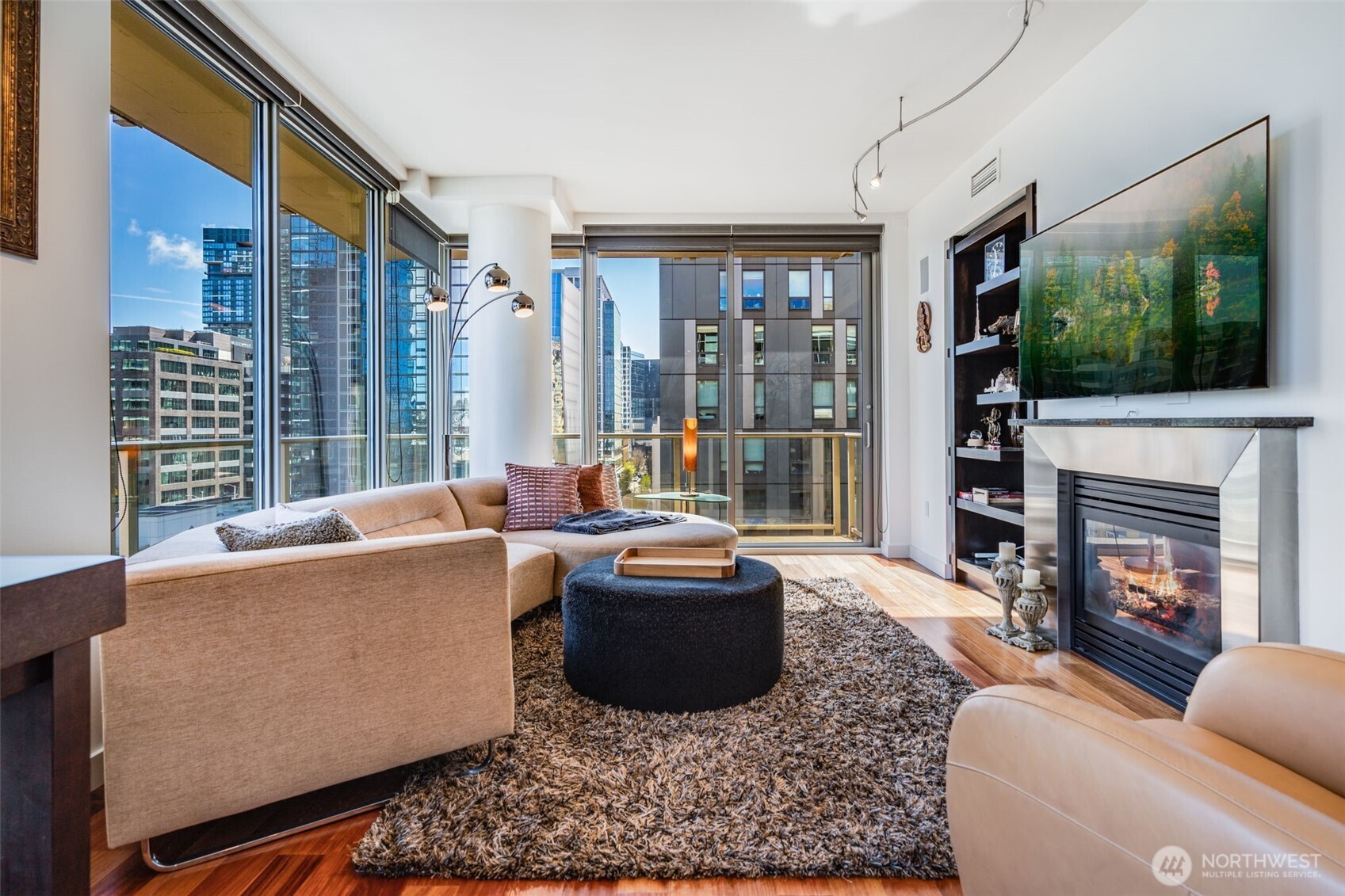 910 Lenora Street #S1203, Seattle, WA 98121