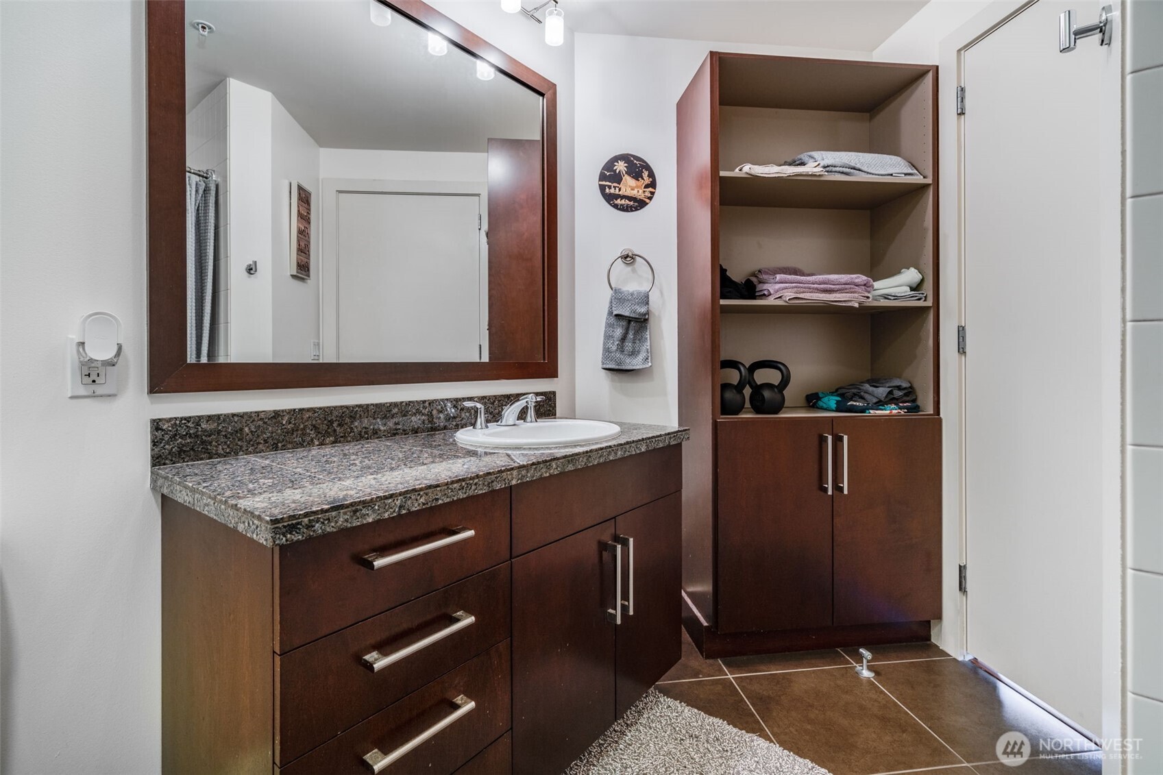 910 Lenora Street #S1203, Seattle, WA 98121