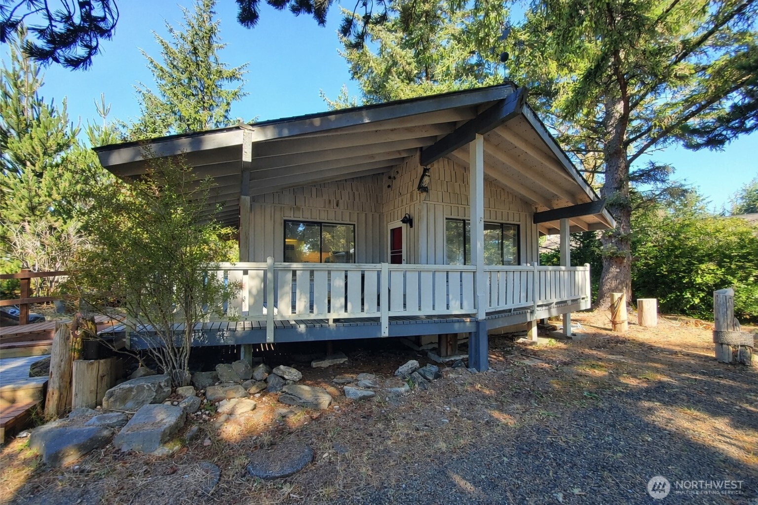 1000 Mt.Olympus Avenue SE, Ocean Shores, WA 98569