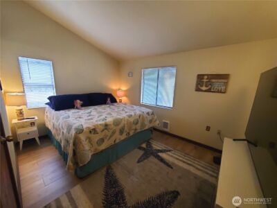 1000 Mt.Olympus Avenue SE, Ocean Shores, WA 98569 - Photo 12