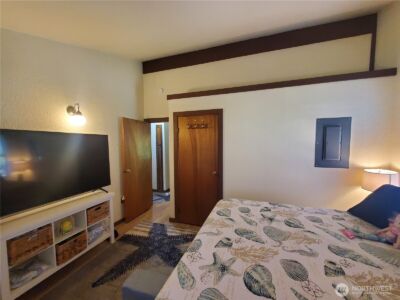 1000 Mt.Olympus Avenue SE, Ocean Shores, WA 98569 - Photo 14