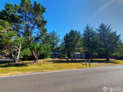 1000 Mt.Olympus Avenue SE, Ocean Shores, WA 98569 - Photo 32