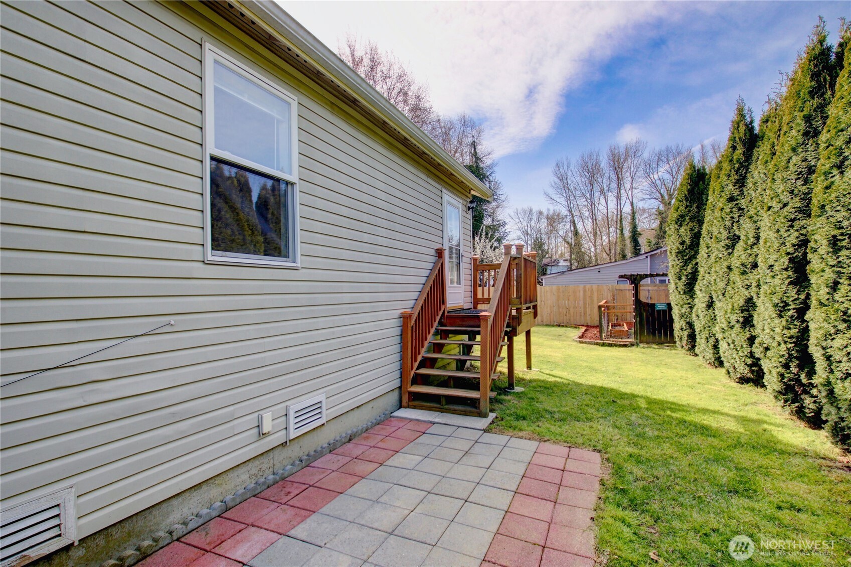 1320 E Fairhaven Avenue , Burlington, WA 98233