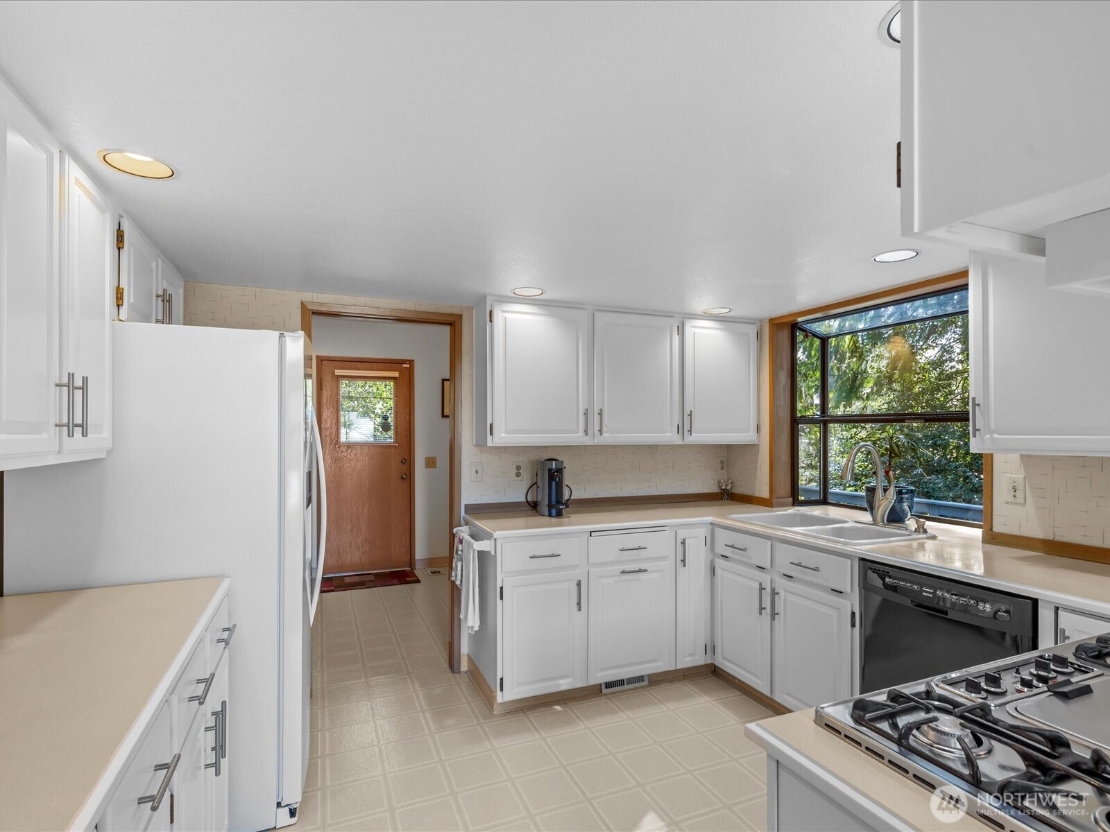 29045 15th Place S, Federal Way, WA 98003-3773