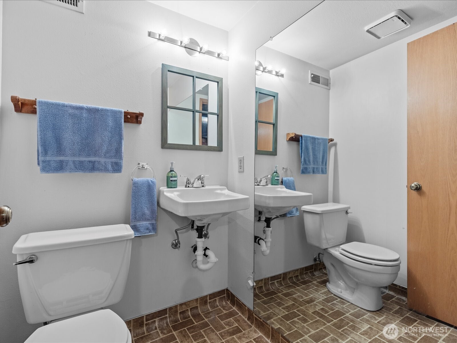 29045 15th Place S, Federal Way, WA 98003-3773