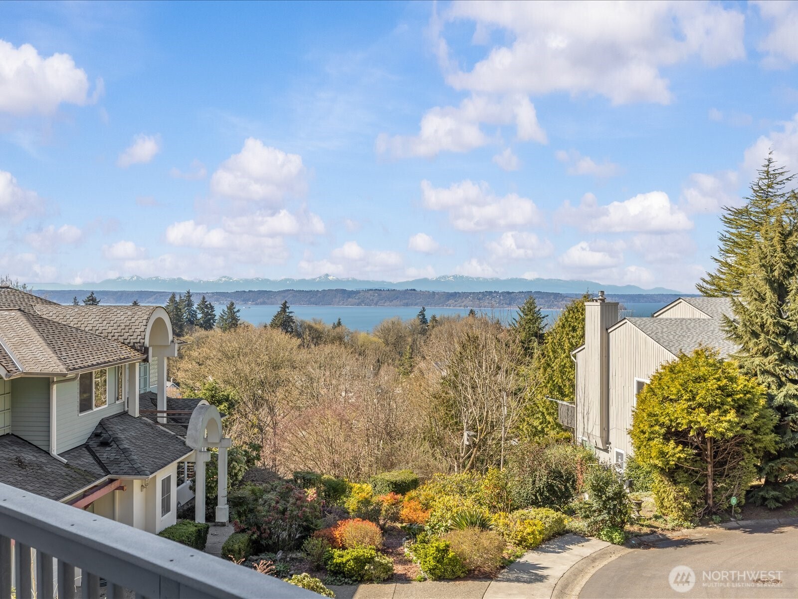 29045 15th Place S, Federal Way, WA 98003-3773