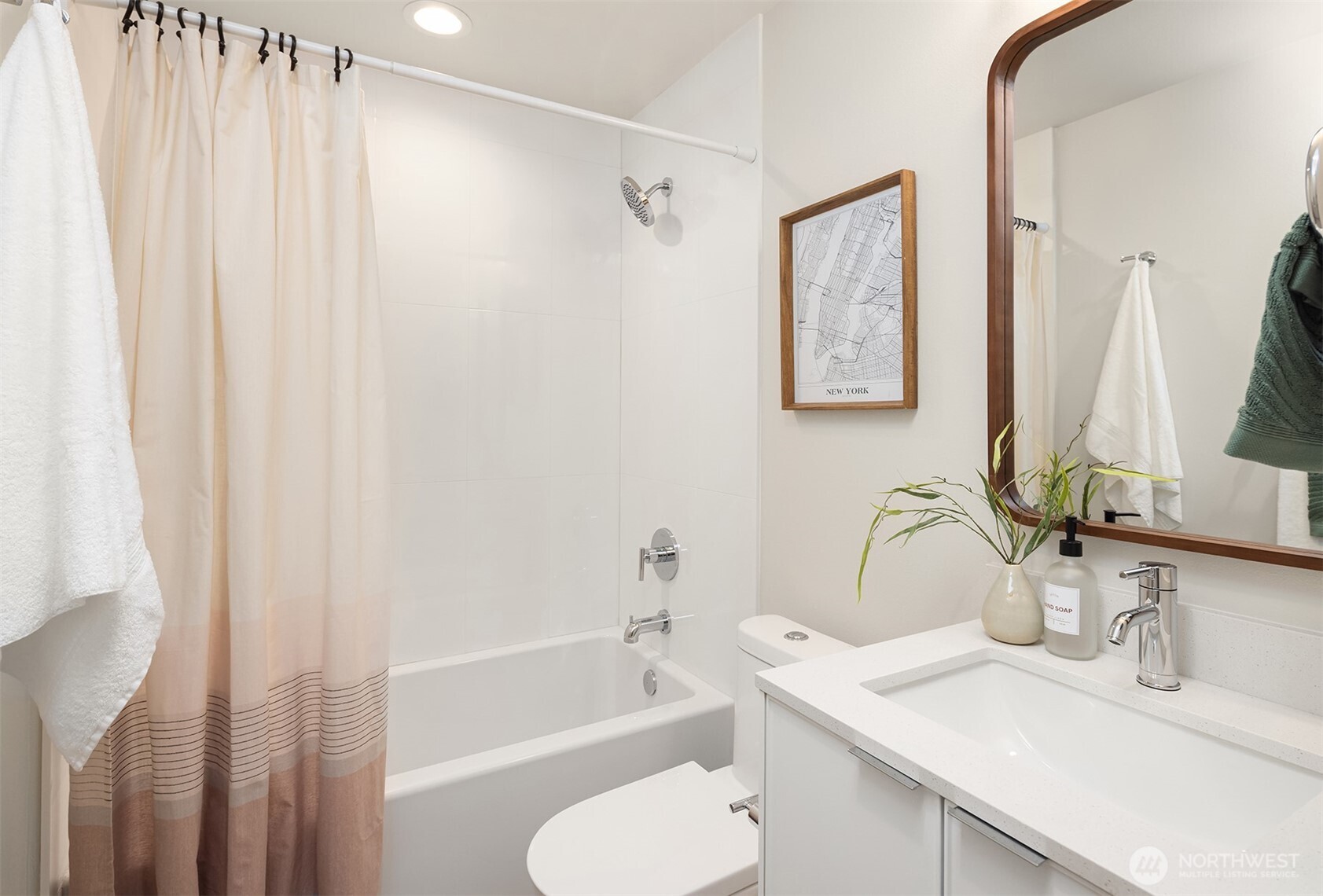 639 18th Avenue W, Kirkland, WA 98033