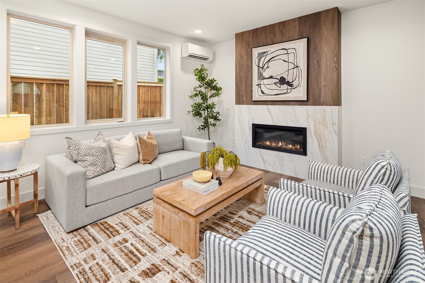 639 18th Avenue W, Kirkland, WA 98033