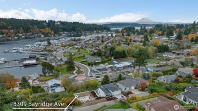 8309 Bayridge Avenue , Gig Harbor, WA 98335 - Photo 16