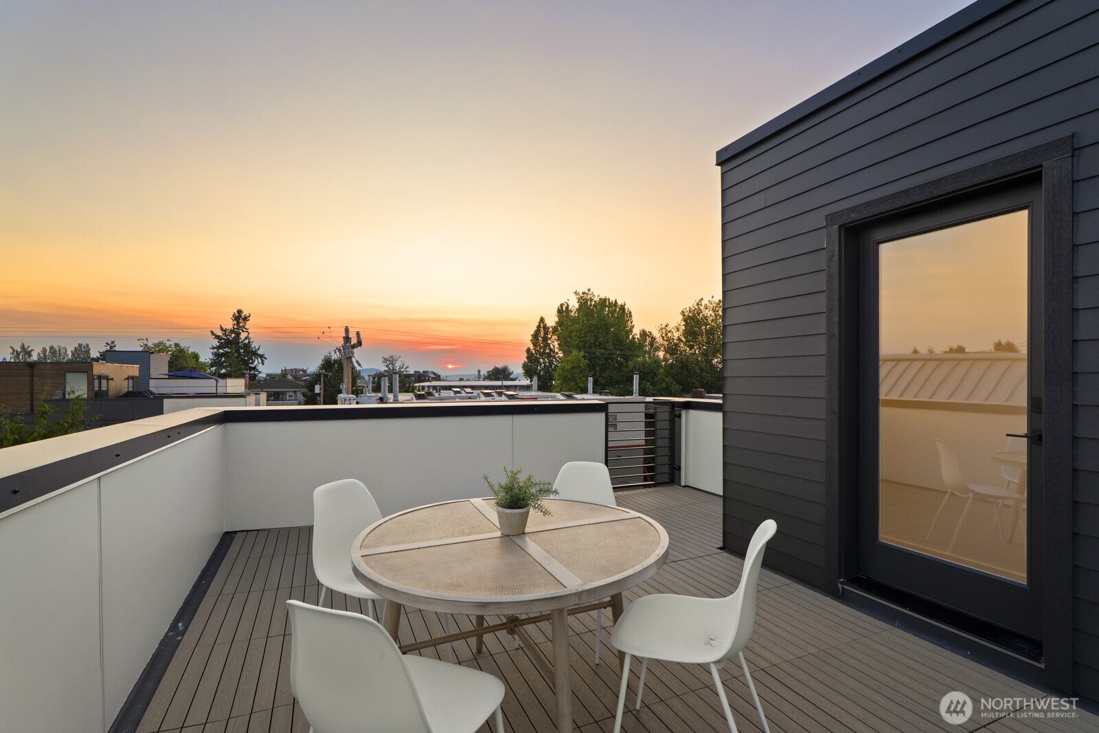 2769 59th Avenue SW #B, Seattle, WA 98116