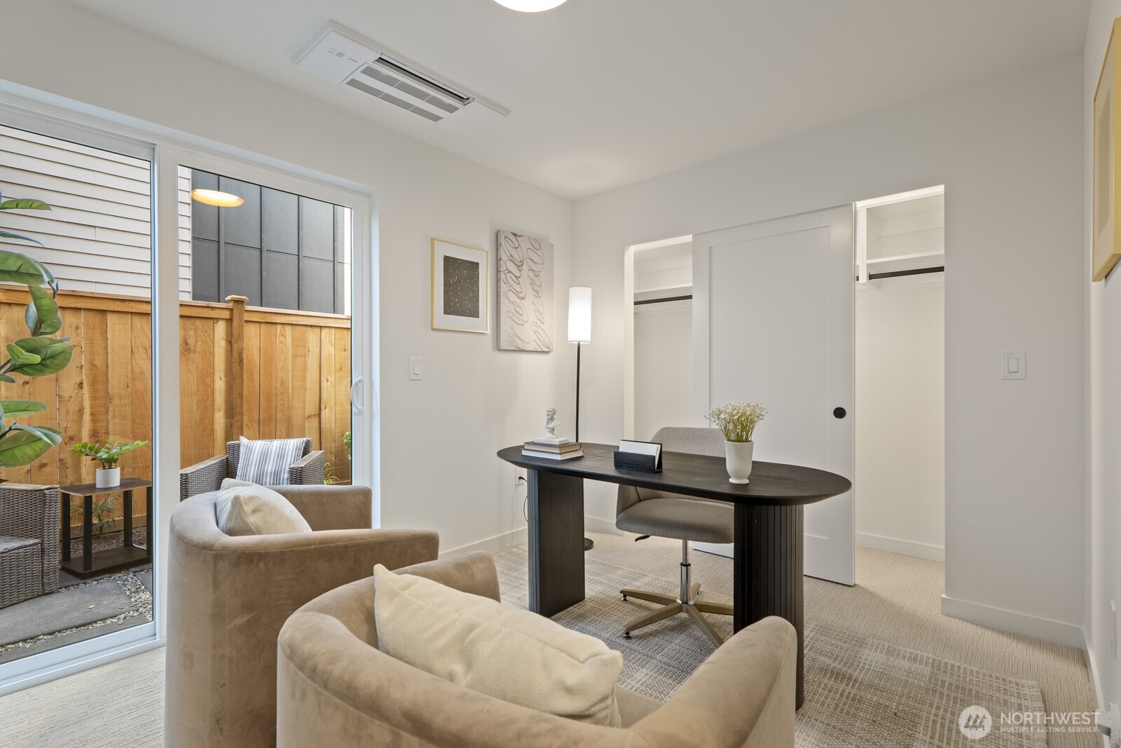 2769 59th Avenue SW #B, Seattle, WA 98116