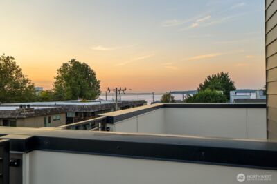 2769 59th Avenue SW #B, Seattle, WA 98116 - Photo 25