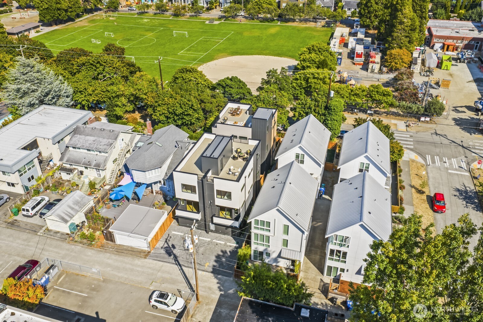 2769 59th Avenue SW #B, Seattle, WA 98116