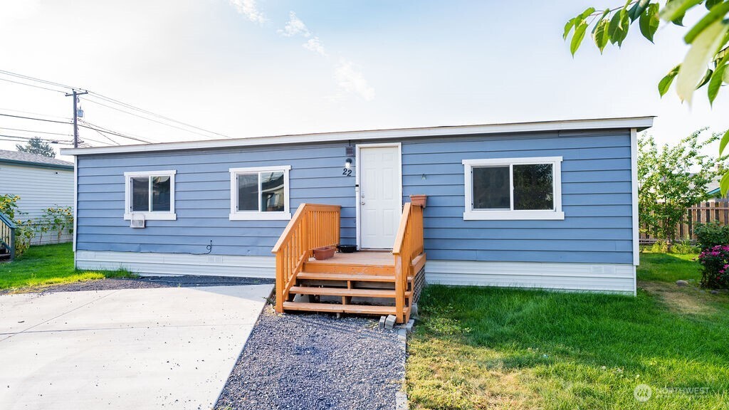 900 N Grape #22, Moses Lake, WA 98837