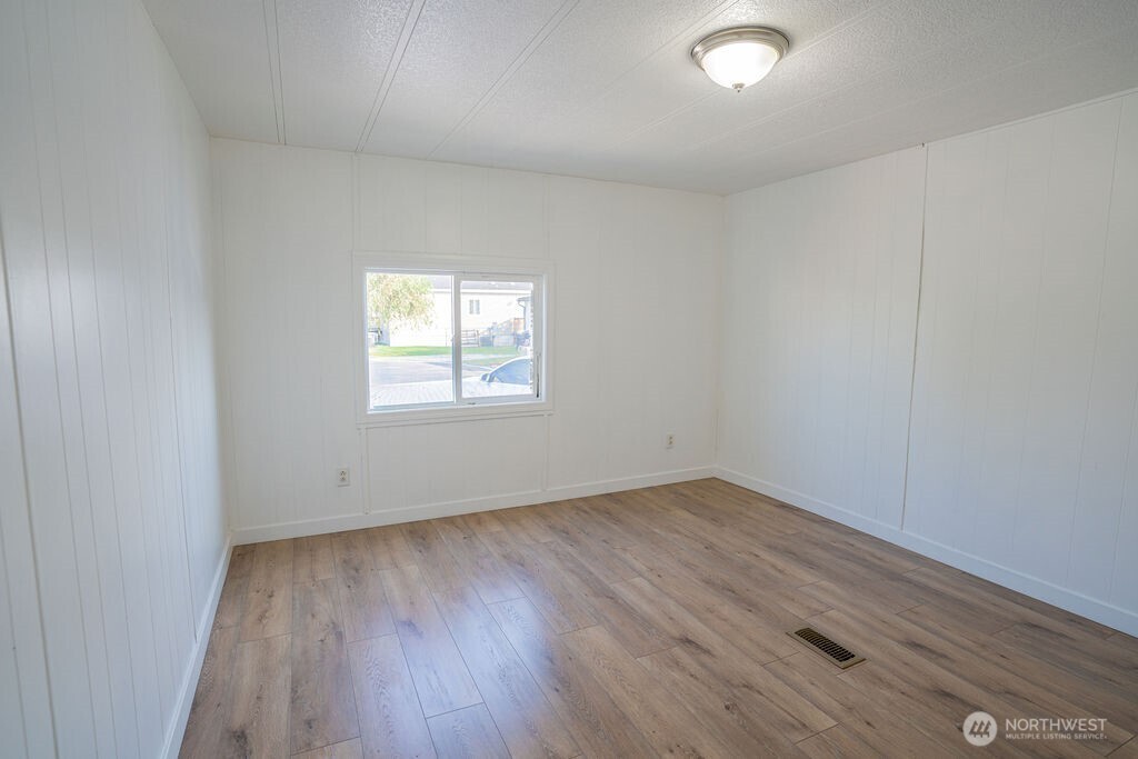 900 N Grape #22, Moses Lake, WA 98837