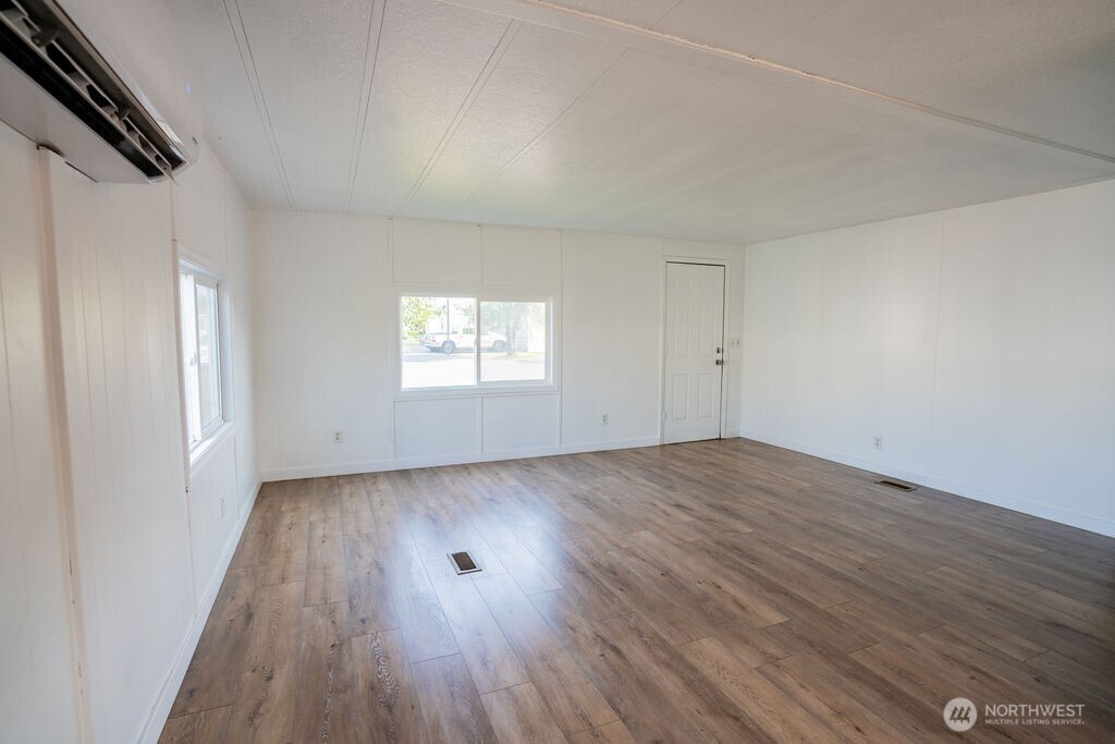 900 N Grape #22, Moses Lake, WA 98837