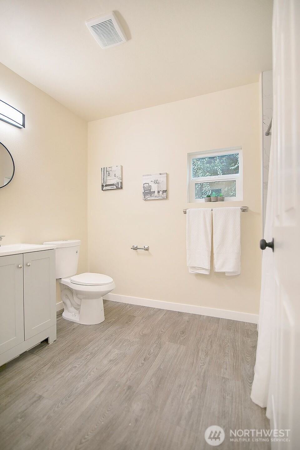 1214 S 5th Avenue , Kelso, WA 98626