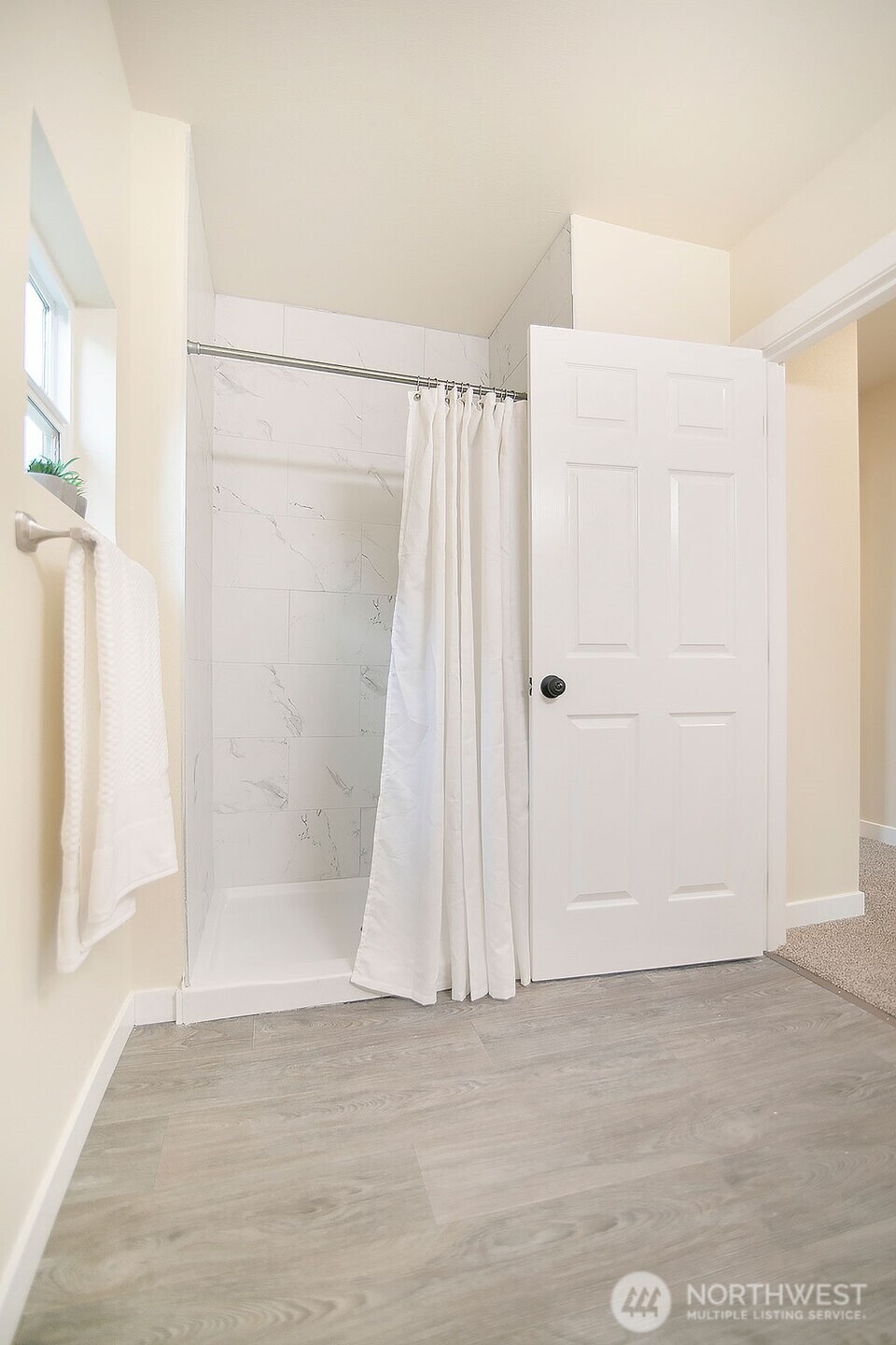 1214 S 5th Avenue , Kelso, WA 98626