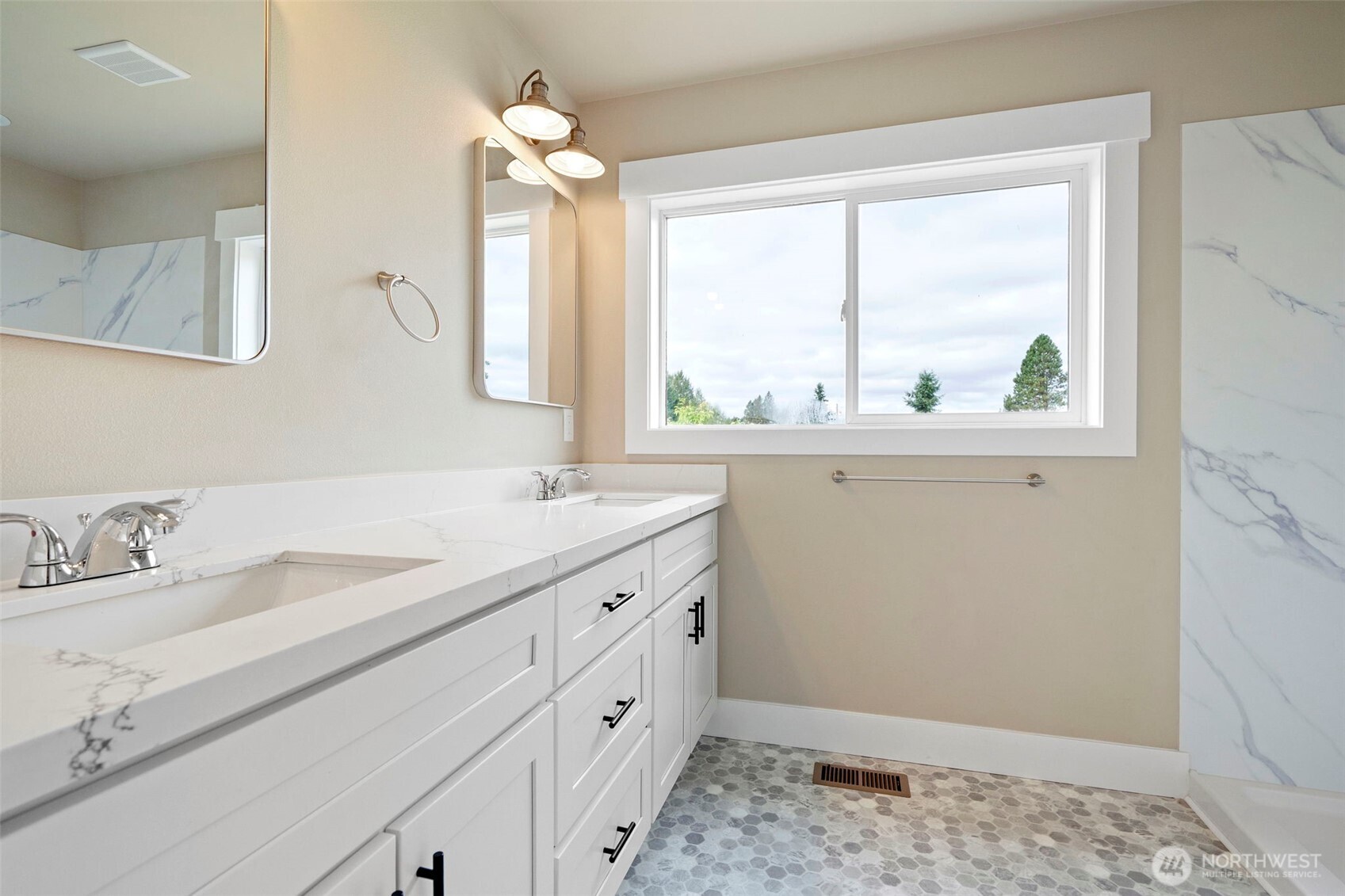 7804 280th Street S, Roy, WA 98580