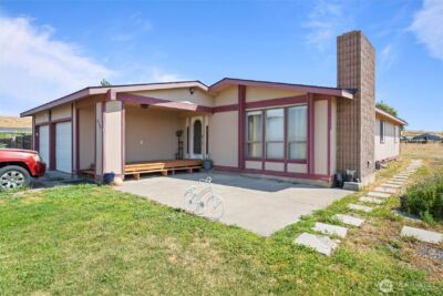 411 N Wahl , Lind, WA 99341 - Photo 3