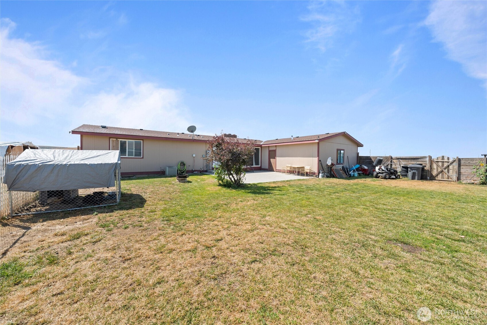 411 N Wahl , Lind, WA 99341