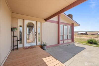 411 N Wahl , Lind, WA 99341 - Photo 4