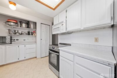 411 N Wahl , Lind, WA 99341 - Photo 9
