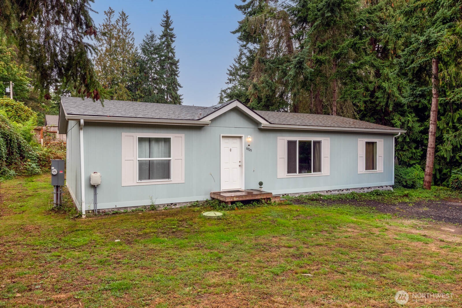 6705 NE Prospect Street , Suquamish, WA 98392